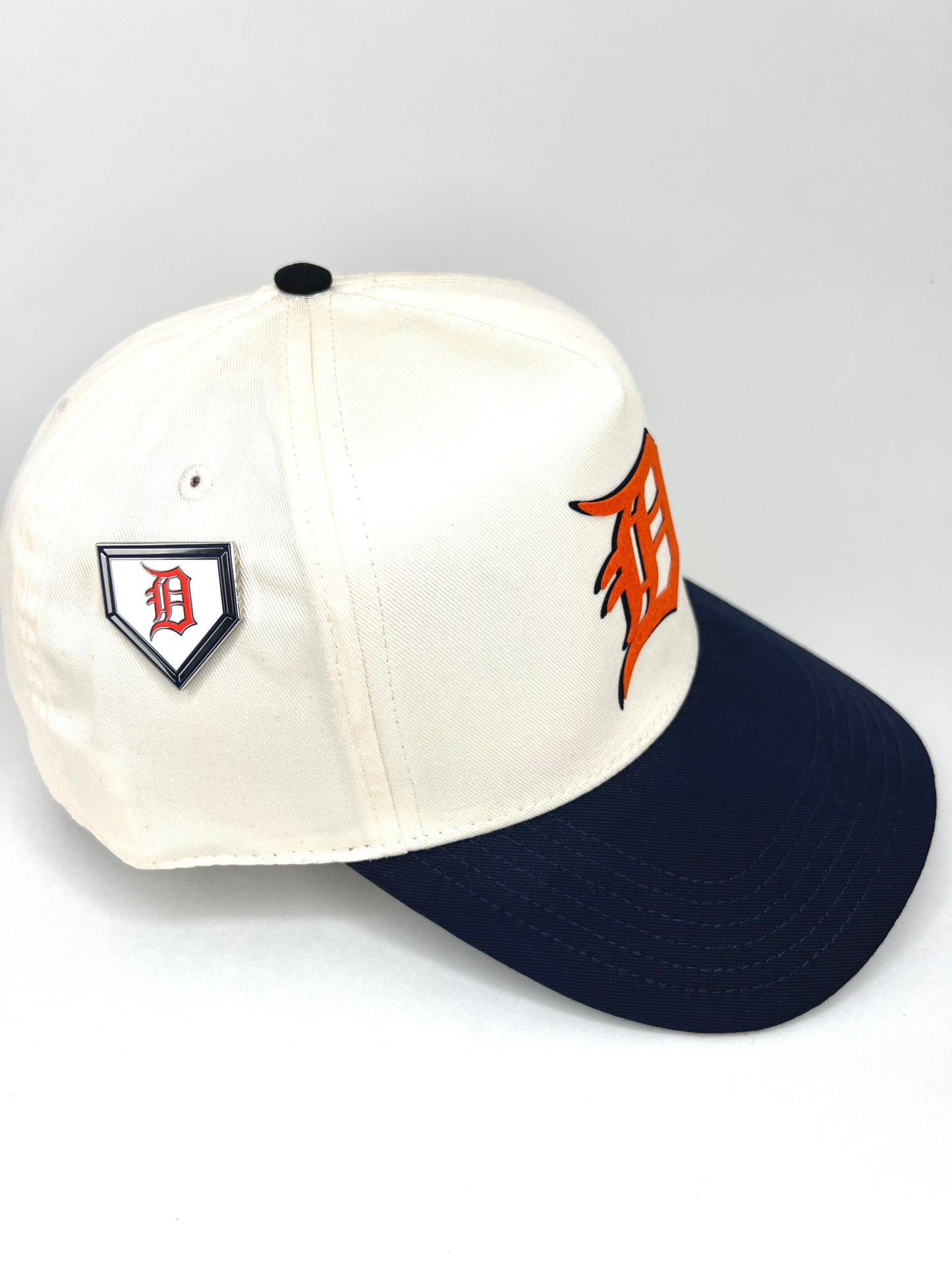 "Detroit" Tigers